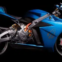 Lightning strike moto electrique