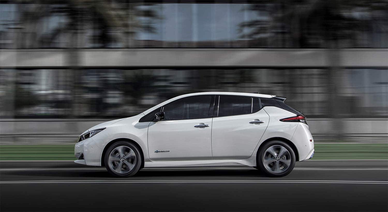 Nissan leaf first qui roule