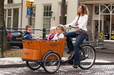 velo-cargo-trois-enfants-transport