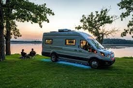winnebago-devoile-son-e-rv-concept-un-camping-car-electrique
