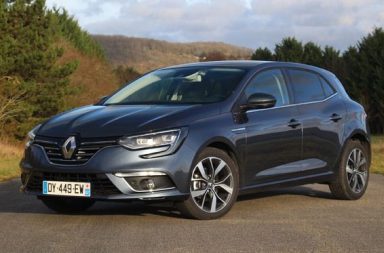 S1-Essai-Renault-Megane-4-dCi-110-la-tete-de-gondole-369579