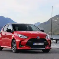 yaris-hybride-image