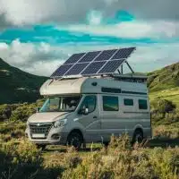 2-panneau-solaire-camping-car