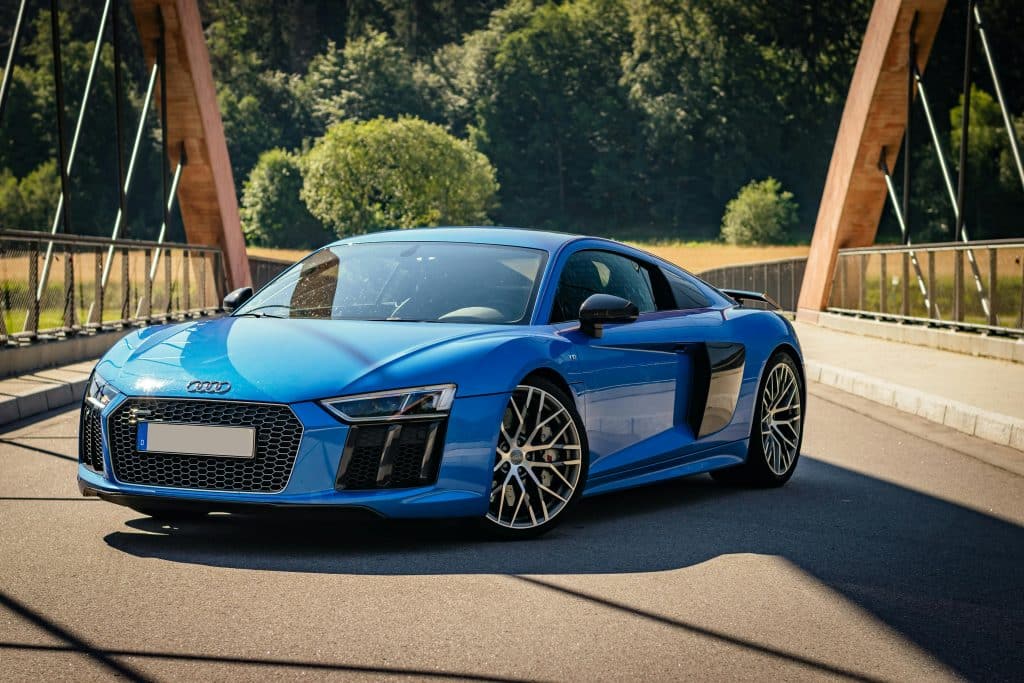 1-audi-r8