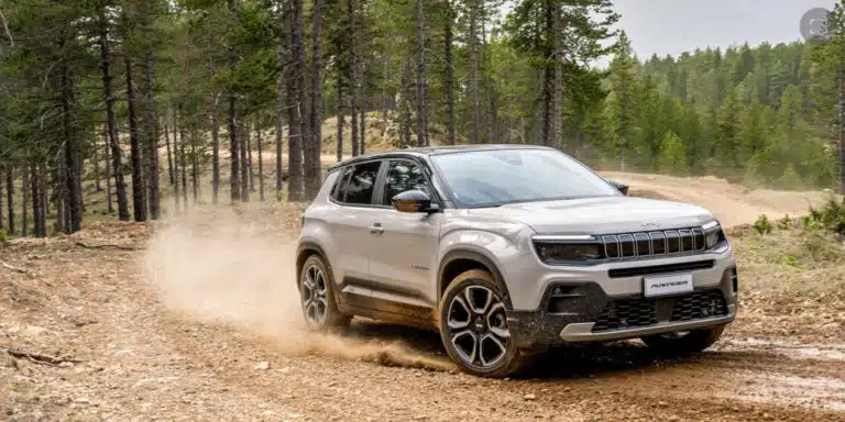 1-avis-jeep-avenger-hybride