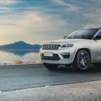 1-le-jeep-cherokee-une-nouvelle-ere-electrique