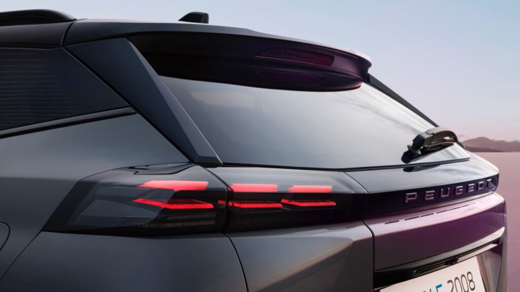 PEUGEOT_E_2008_Design-exterieur2