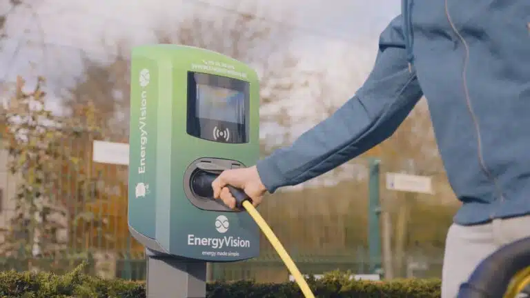 1-bornes-de-recharge-en-belgique-5000-nouvelles-stations-pour-vehicules-electriques-pres-des-gares