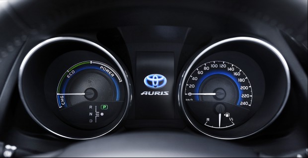3-avis-toyota-auris-hybride