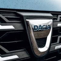 1-dacia-evader-la-citadine-electrique-made-in-europe-a-moins-de-15-000-euros