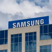 1-le-partenariat-tesla-samsung-bouleverse-la-course-a-lautonomie-automobile