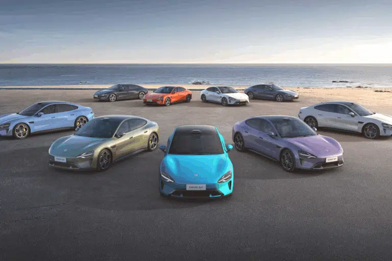 1-xiaomi-electrise-le-marche-europeen-avec-larrivee-annoncee-de-ses-voitures-electriques