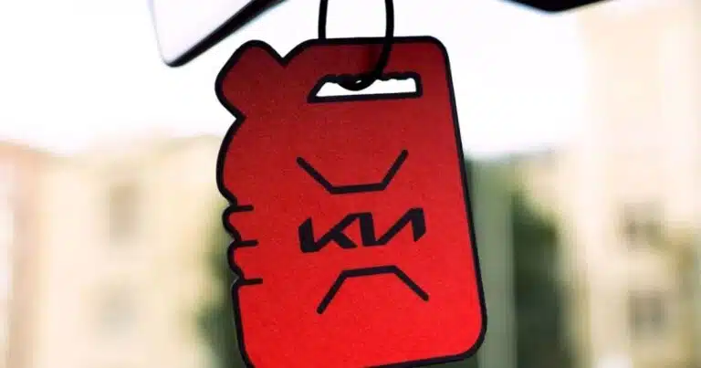 1-kia-devoile-un-parfum-dinterieur-etonnant-la-nostalgie-de-lessence-pour-voitures-electriques