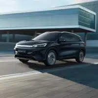 1-latto-3-de-byd-une-vague-dinnovations-pour-cette-star-du-suv-electrique