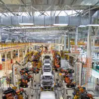 1-stellantis-arret-temporaire-a-mulhouse-et-sochaux-lindustrie-automobile-face-aux-defis-europeens