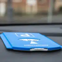 1-disque-de-stationnement-a-quoi-sert-il-et-comment-bien-lutiliser