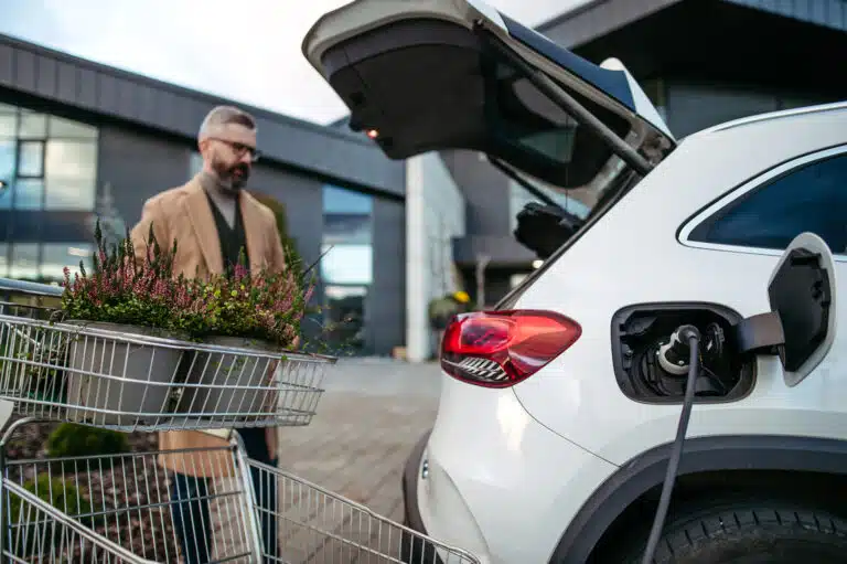 1-les-bornes-de-recharges-publiques-gratuites-existent-elles-encore