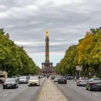 1-lallemagne-face-au-debat-sur-linterdiction-des-vehicules-thermiques-en-2035
