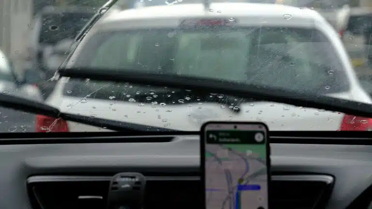 1-navigation-en-voiture-quelle-application-choisir-pour-vos-trajets