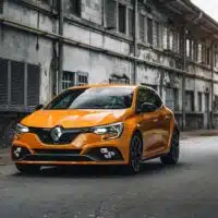 1-renault-et-lelectrique-la-tentation-du-retour-aux-moteurs-thermiques