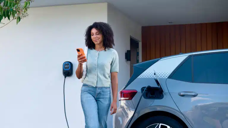 1-wallbox-pulsar-max-une-borne-de-recharge-innovante-pour-la-maison