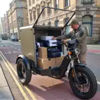 1-pourquoi-le-triporteur-electrique-professionnel-devient-loutil-indispensable-des-entreprises