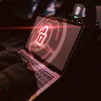 1-vols-de-voitures-des-enceintes-connectees-detournees-pour-pirater-les-systemes-electroniques