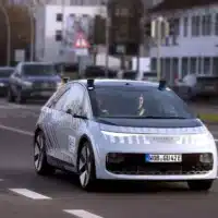1-voiture-sans-volant-le-taxi-autonome-gen-urban-de-volkswagen-bouscule-la-mobilite-urbaine