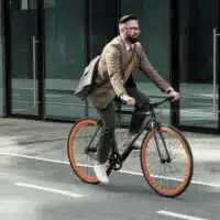 1-velo-et-ecouteurs-que-dit-la-loi-et-quels-sont-les-vrais-risques