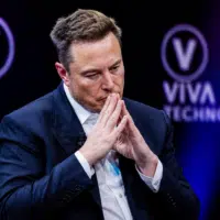 technologies Tesla SpaceX Neuralink et robots humanoïdes
